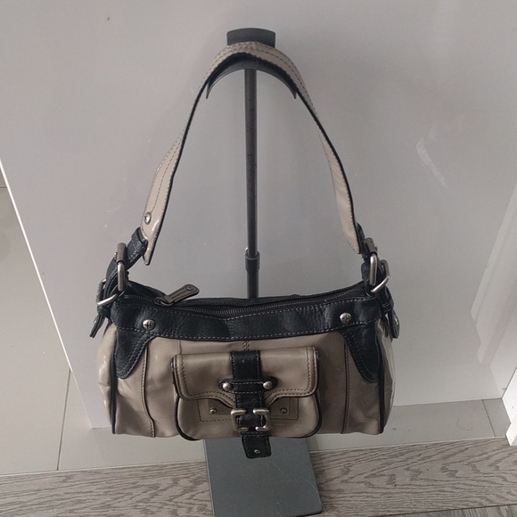 Beautiful shoulder bag by Nine West ❤️ - Picture 2 of 12